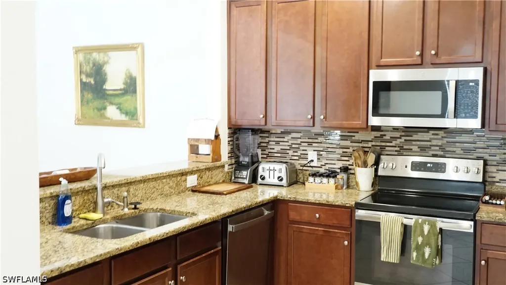 8884 Via Isola Court Fort Myers FL 33966