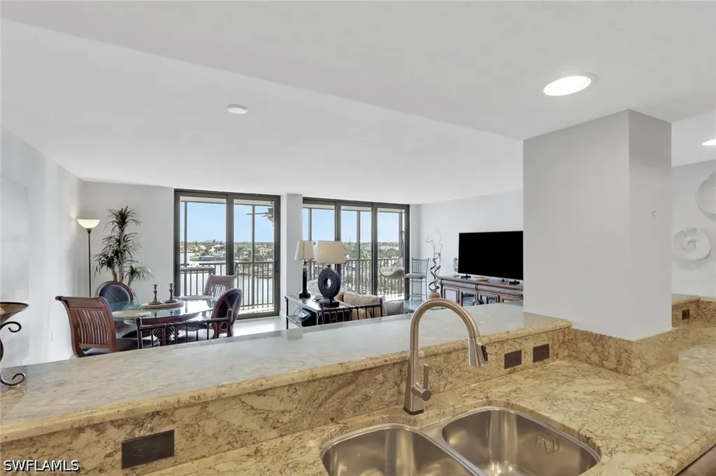 10420 Gulf Shore Drive Naples FL 34108