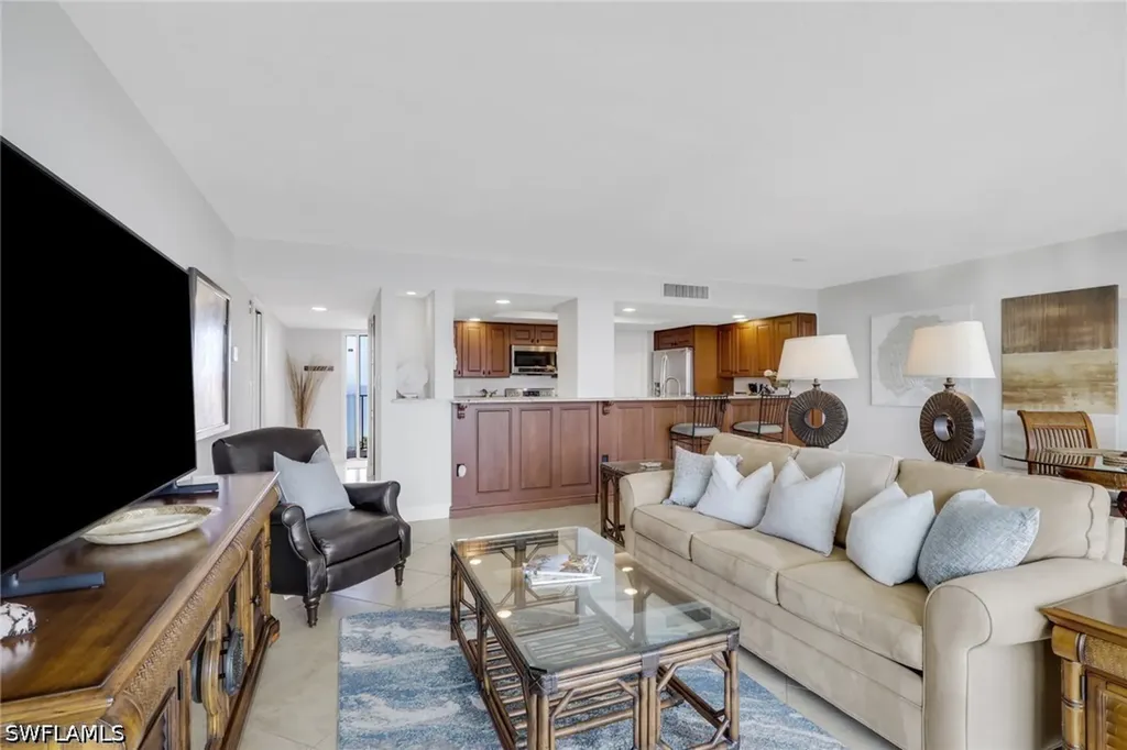 10420 Gulf Shore Drive Naples FL 34108
