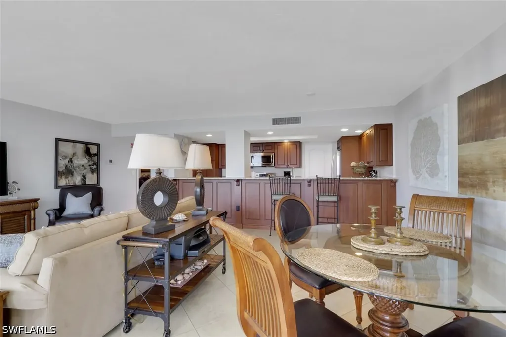 10420 Gulf Shore Drive Naples FL 34108