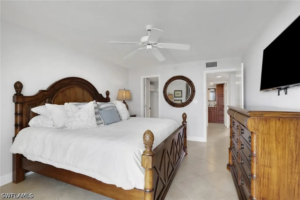 10420 Gulf Shore Drive Naples FL 34108