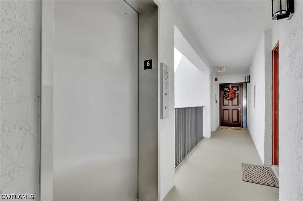 10420 Gulf Shore Drive Naples FL 34108