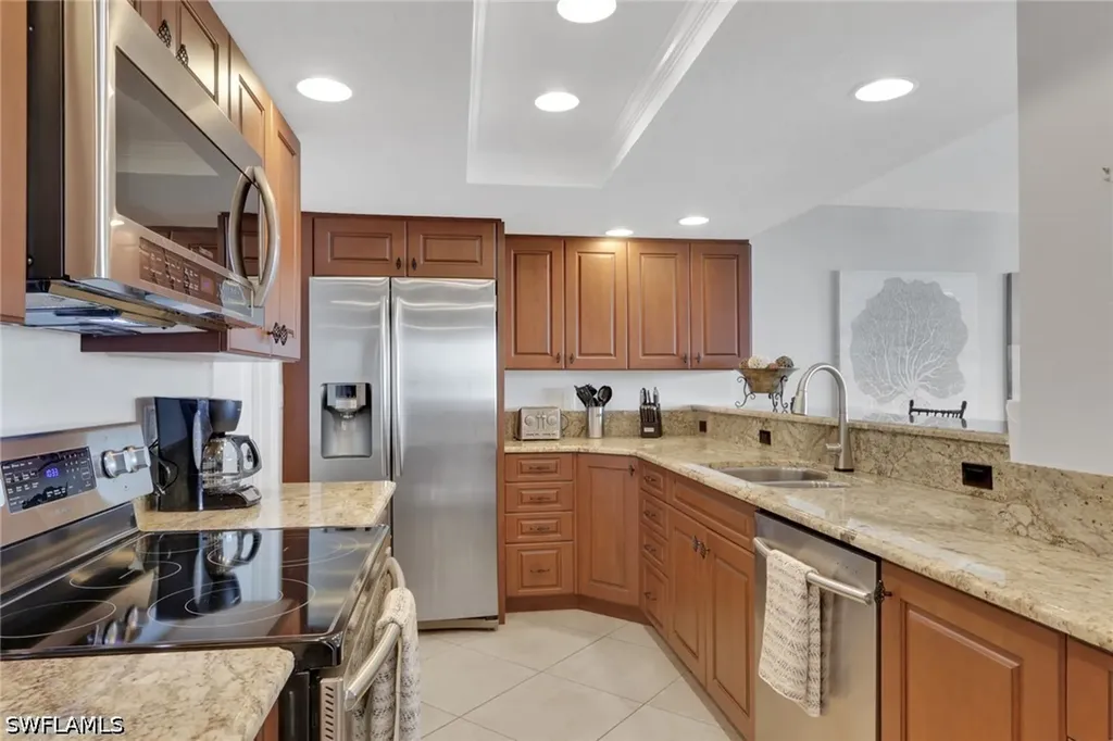 10420 Gulf Shore Drive Naples FL 34108
