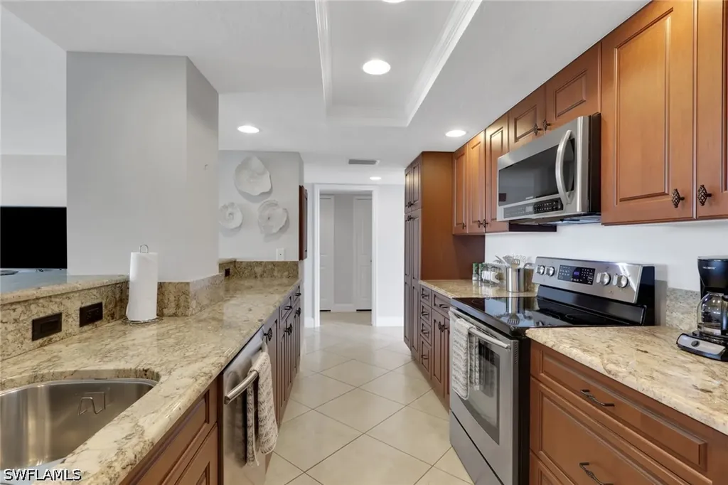 10420 Gulf Shore Drive Naples FL 34108