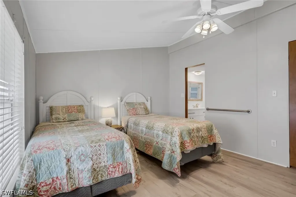 220 Ocean Reef Lane Naples FL 34114