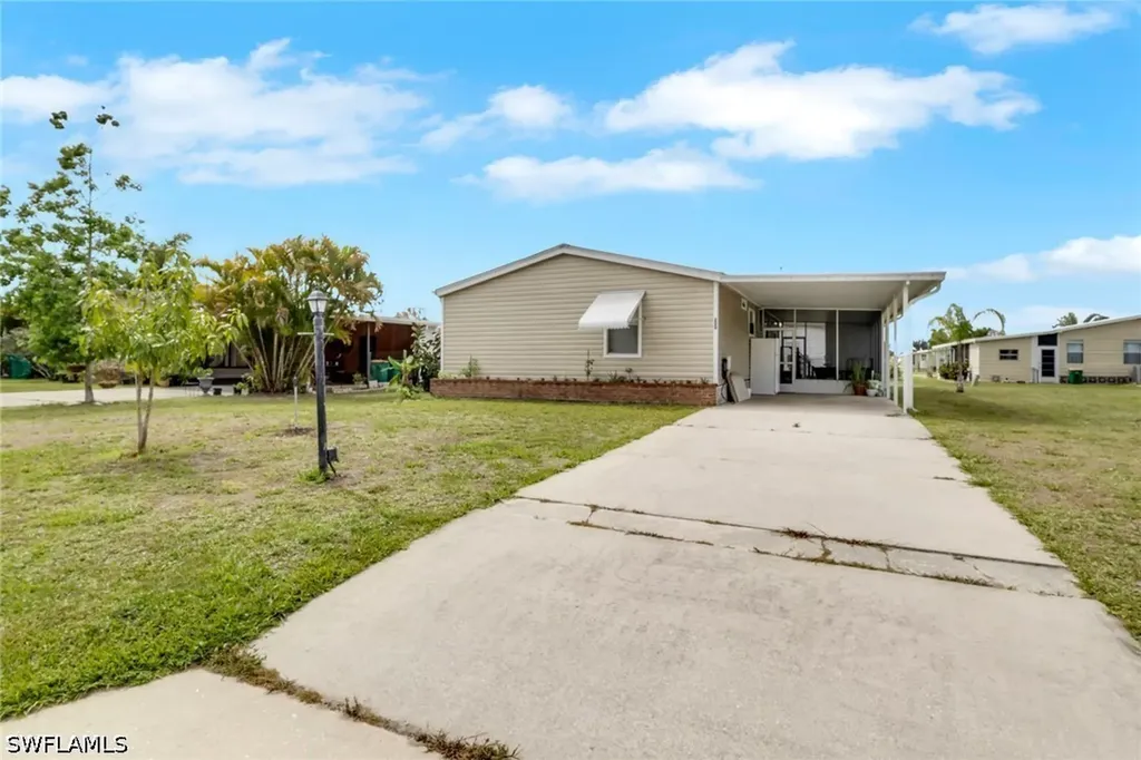 220 Ocean Reef Lane Naples FL 34114