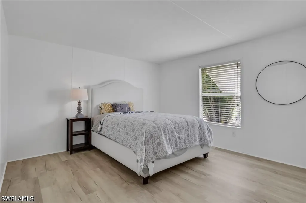 220 Ocean Reef Lane Naples FL 34114