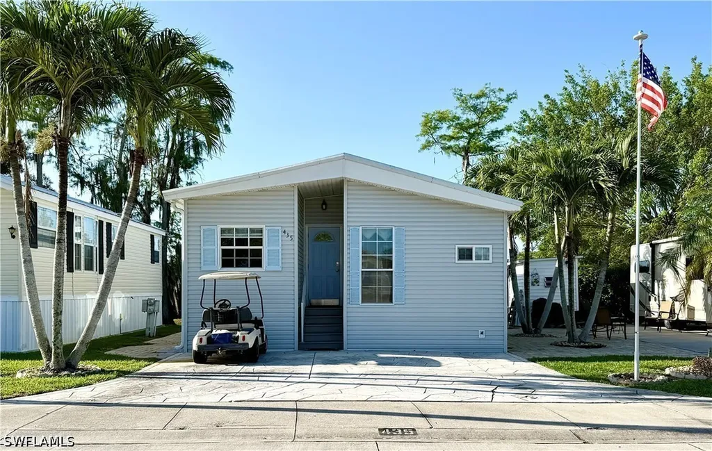 435 Cheetah Drive Naples FL 34114