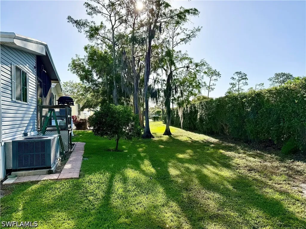 435 Cheetah Drive Naples FL 34114