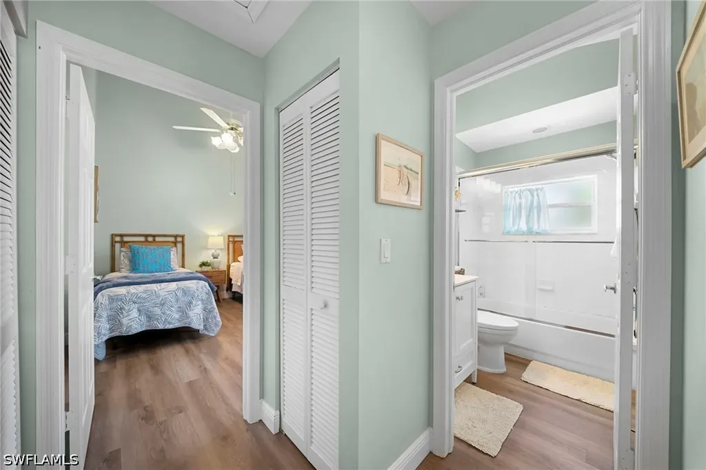 565 Windsor Square Naples FL 34104
