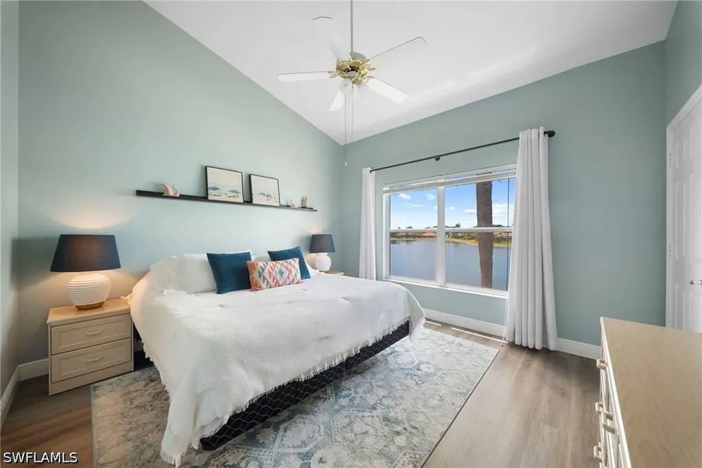 565 Windsor Square Naples FL 34104