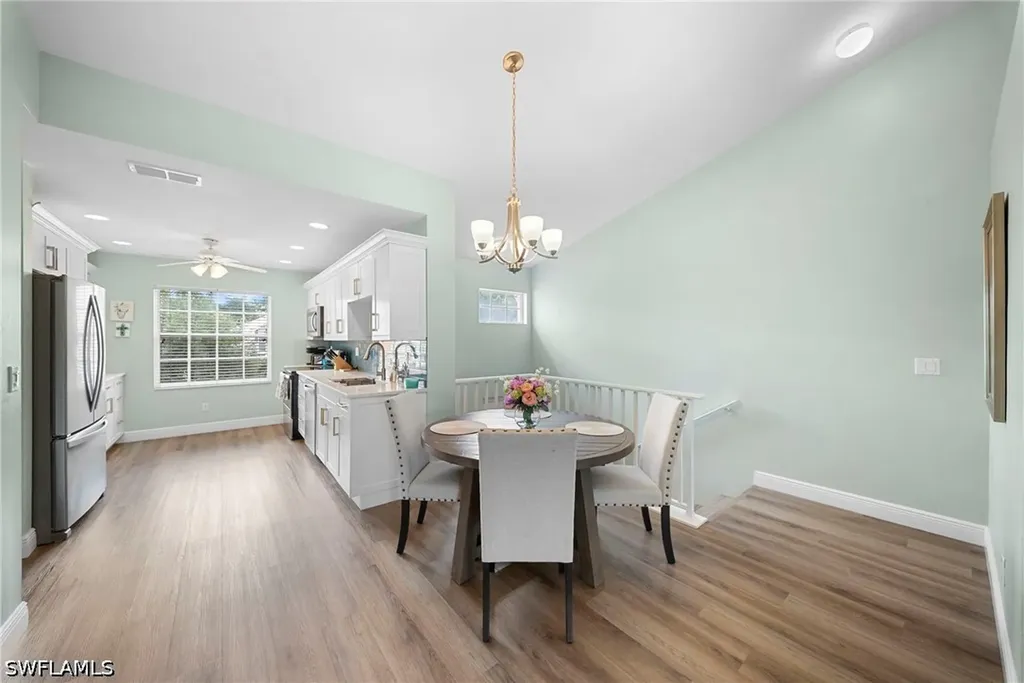 565 Windsor Square Naples FL 34104
