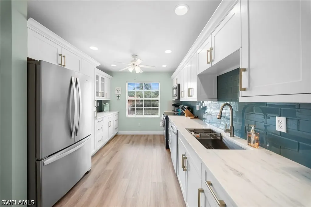 565 Windsor Square Naples FL 34104