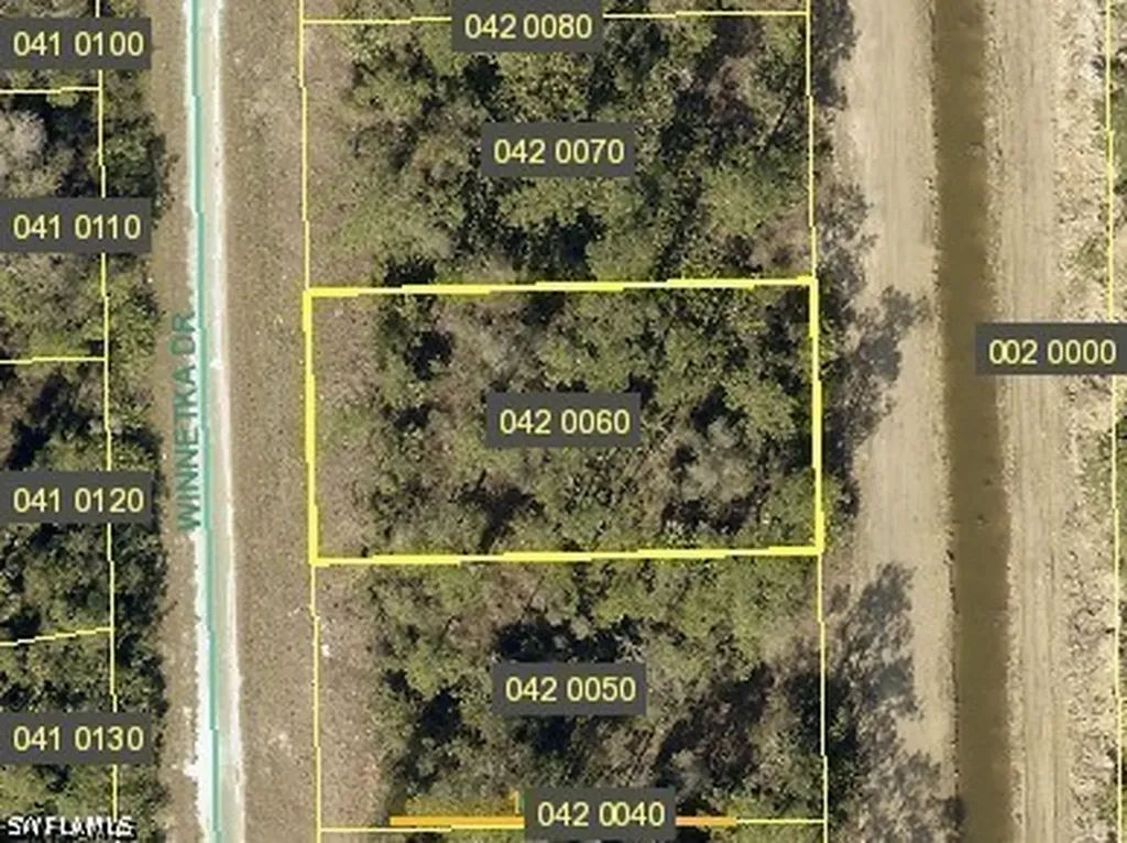 2112 Winnetka Drive Lehigh Acres FL 33972