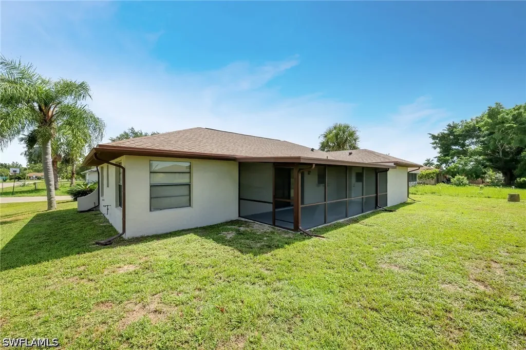 19480 Poppytree Court Lehigh Acres FL 33936