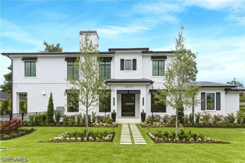 1079 Diana Avenue Naples FL 34103