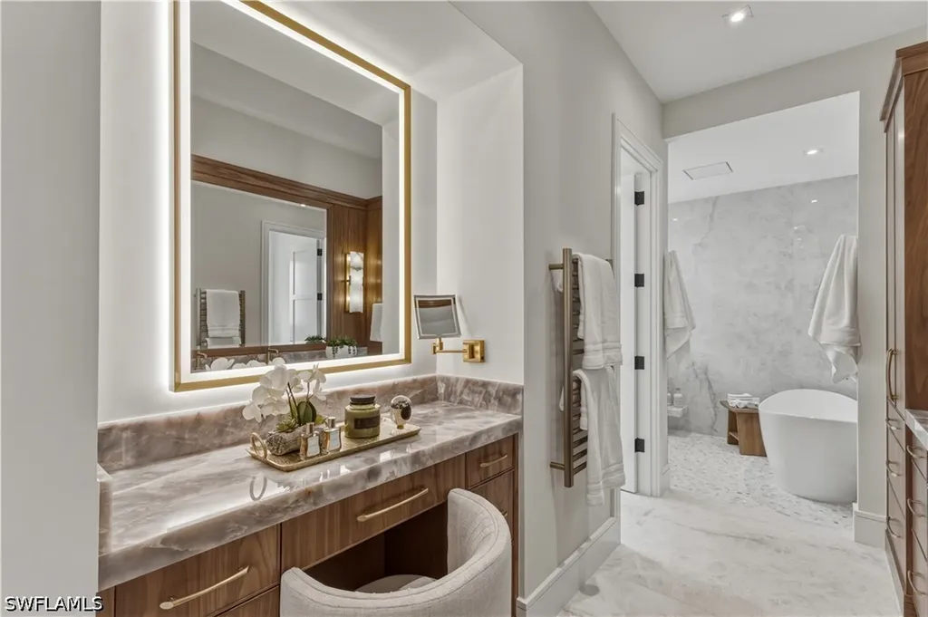 1079 Diana Avenue Naples FL 34103