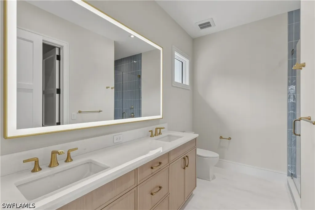 1079 Diana Avenue Naples FL 34103