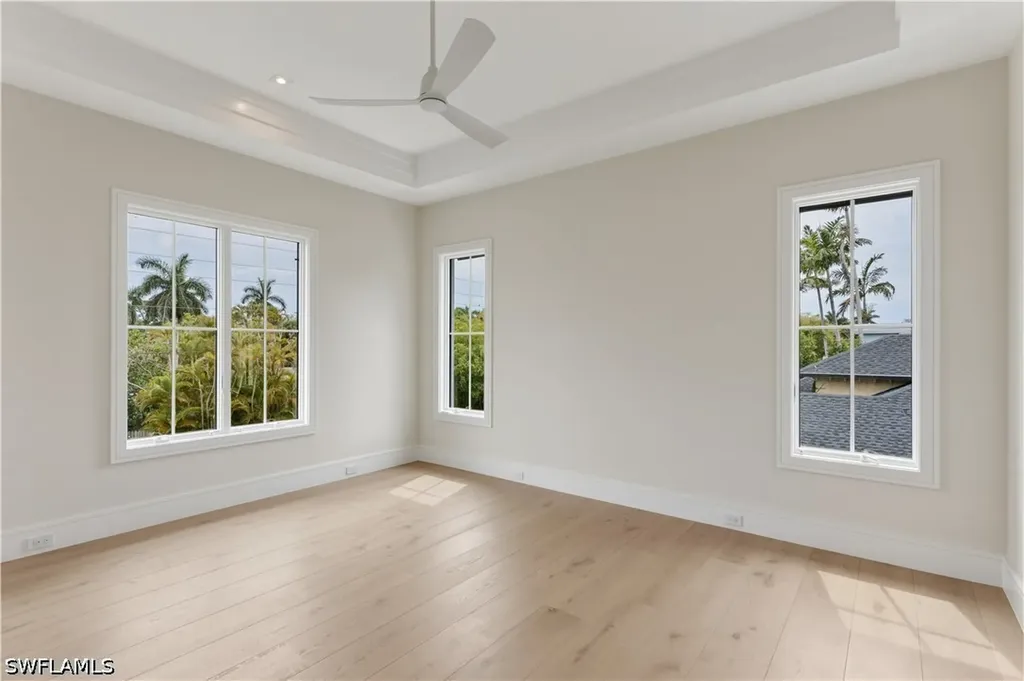 1079 Diana Avenue Naples FL 34103