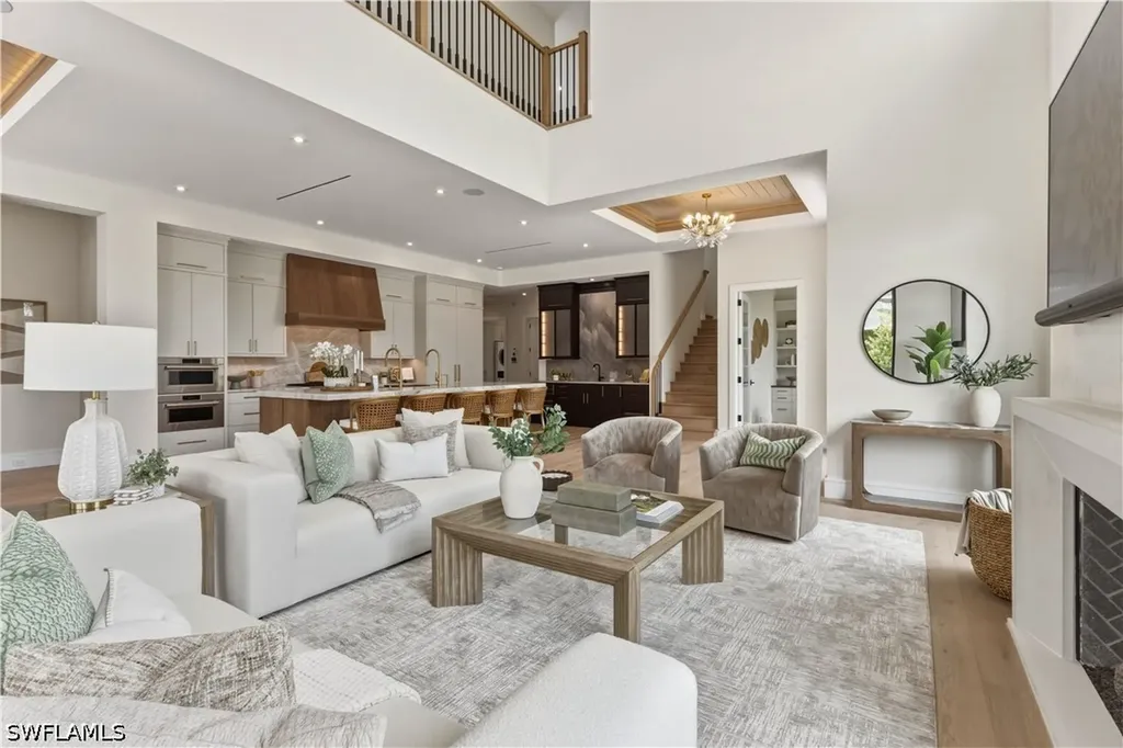 1079 Diana Avenue Naples FL 34103