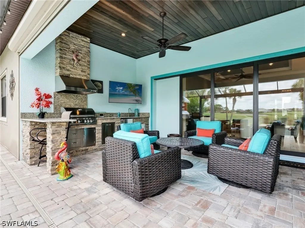 8989 Bahama Swallow Way Naples FL 34120