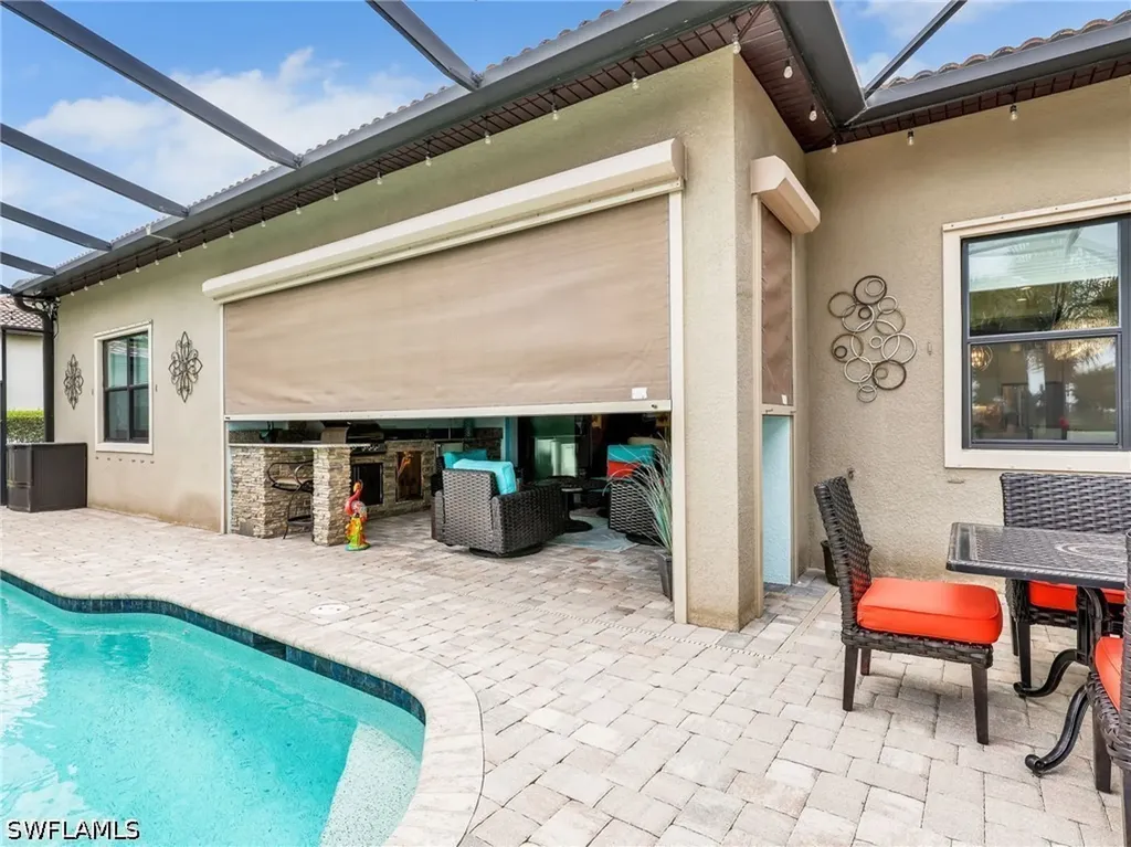 8989 Bahama Swallow Way Naples FL 34120