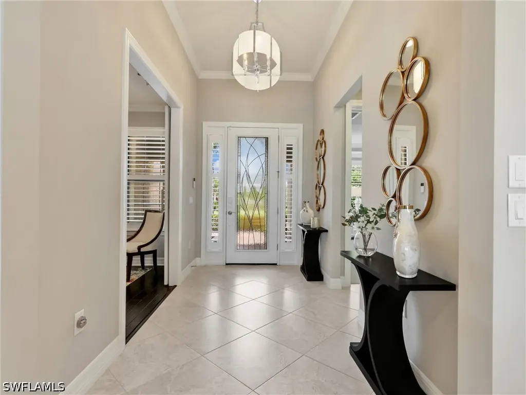8989 Bahama Swallow Way Naples FL 34120