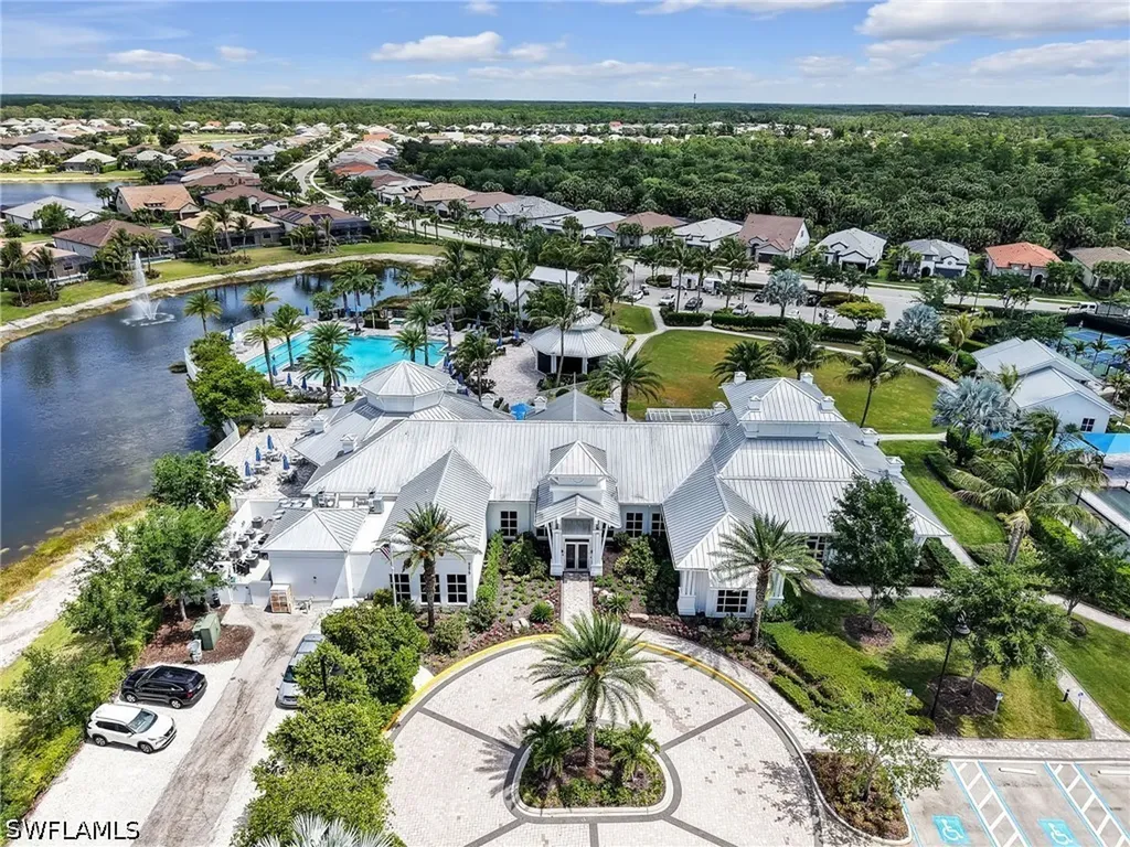 8989 Bahama Swallow Way Naples FL 34120