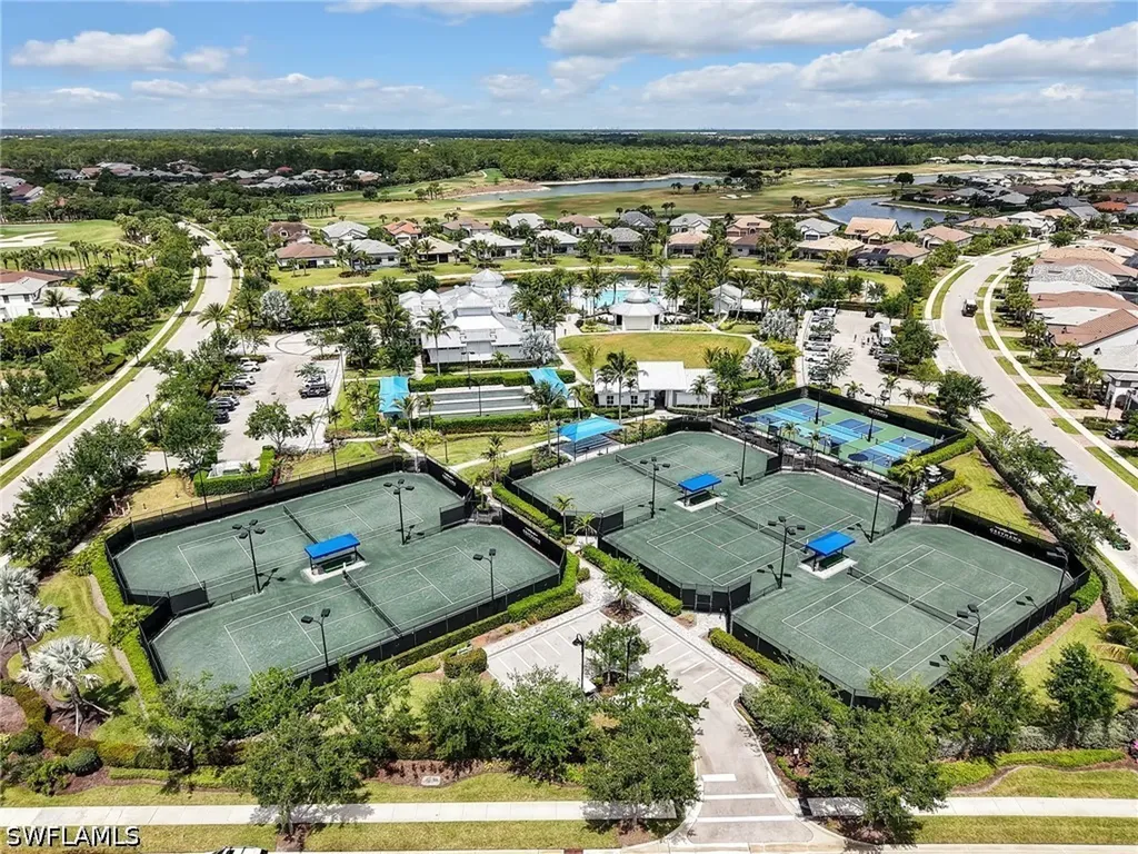 8989 Bahama Swallow Way Naples FL 34120