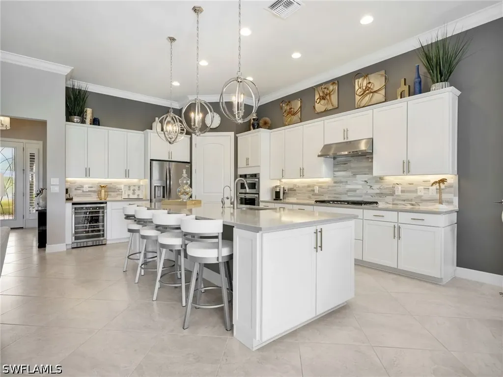 8989 Bahama Swallow Way Naples FL 34120