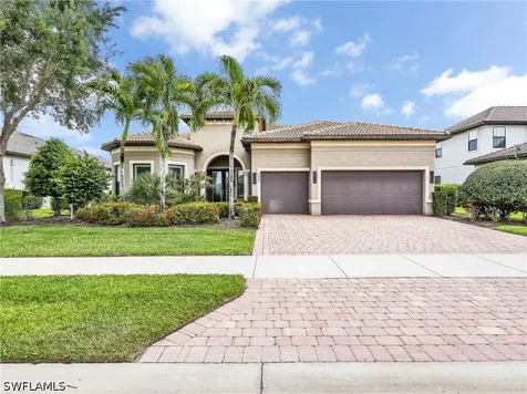 8989 Bahama Swallow Way Naples FL 34120