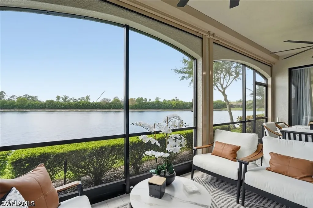 9476 Napoli Lane Naples FL 34113