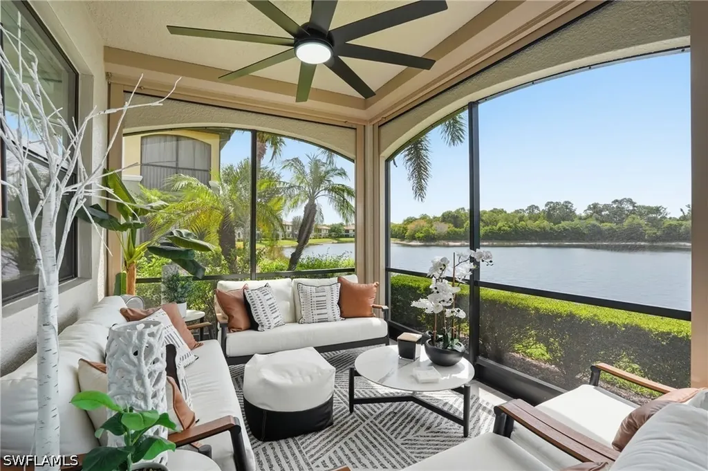9476 Napoli Lane Naples FL 34113
