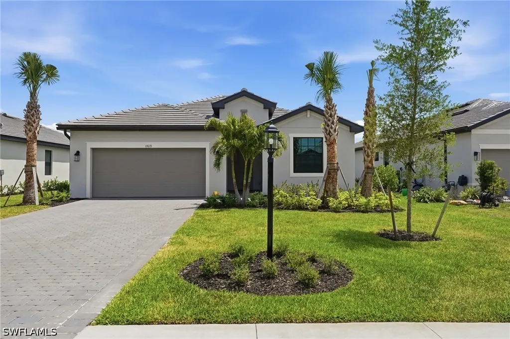 19035 Hanley Boulevard Estero FL 33928