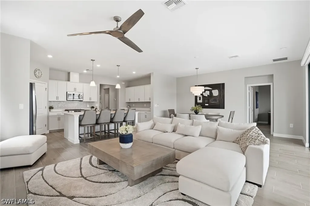 19035 Hanley Boulevard Estero FL 33928