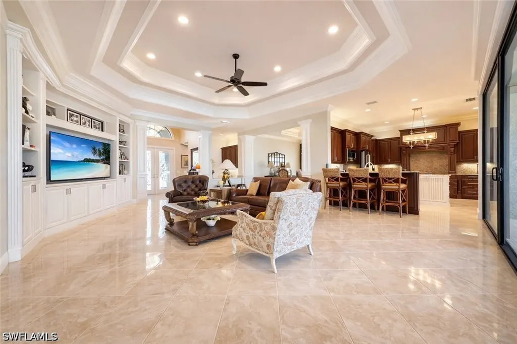 2915 Cinnamon Bay Circle Naples FL 34119