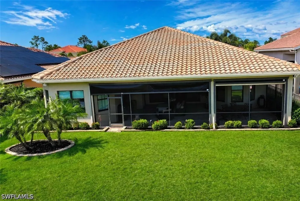 2915 Cinnamon Bay Circle Naples FL 34119