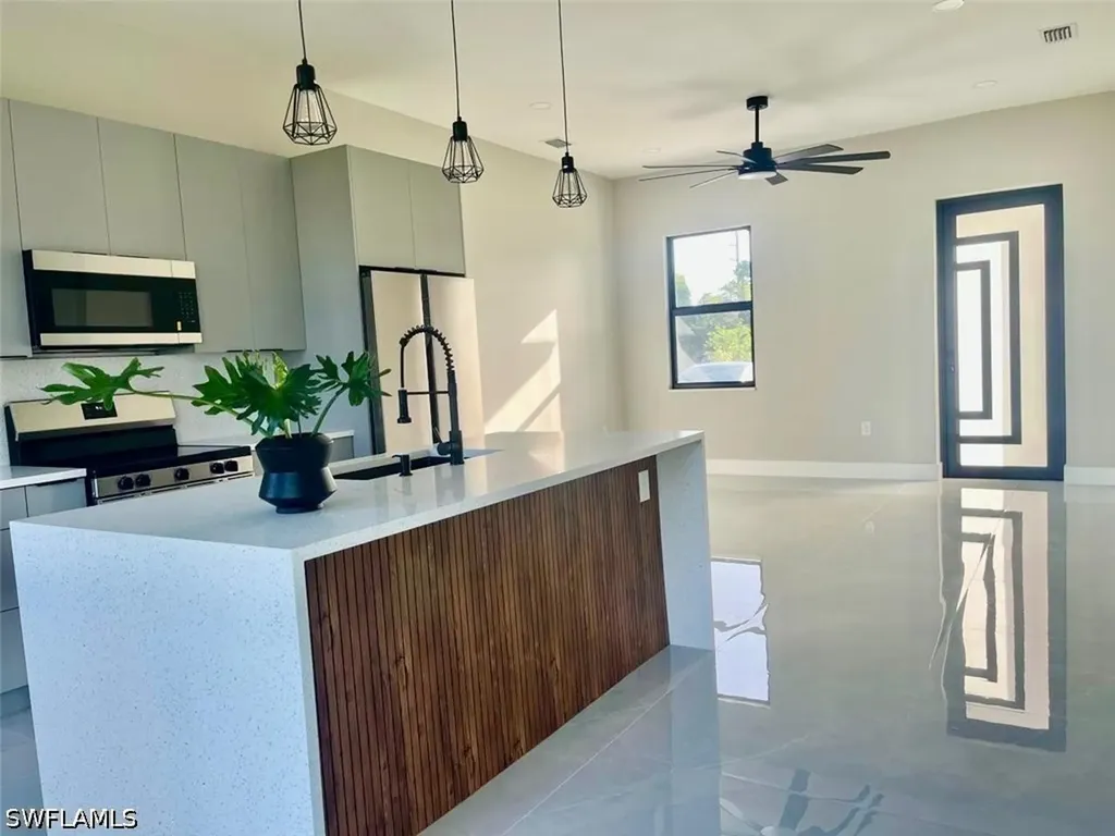 56 Floyd Avenue S Lehigh Acres FL 33976