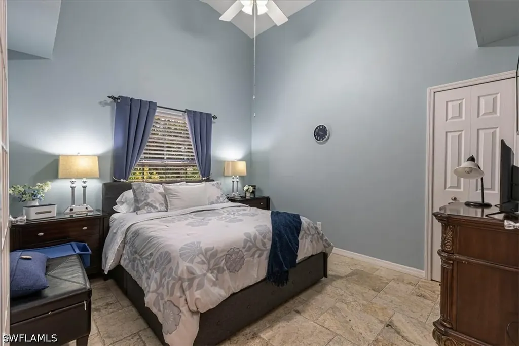 5205 Whitten Drive Naples FL 34104