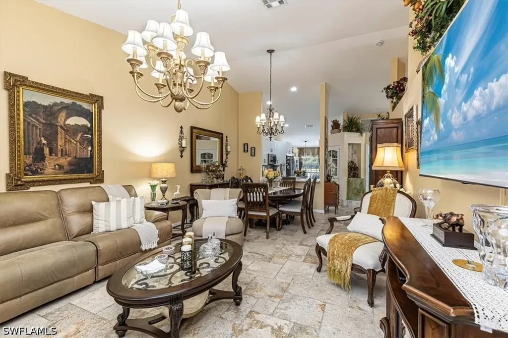 5205 Whitten Drive Naples FL 34104