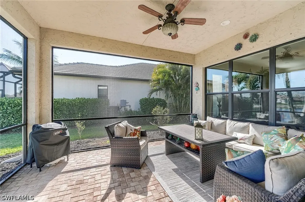 9263 Glenforest Drive Naples FL 34120