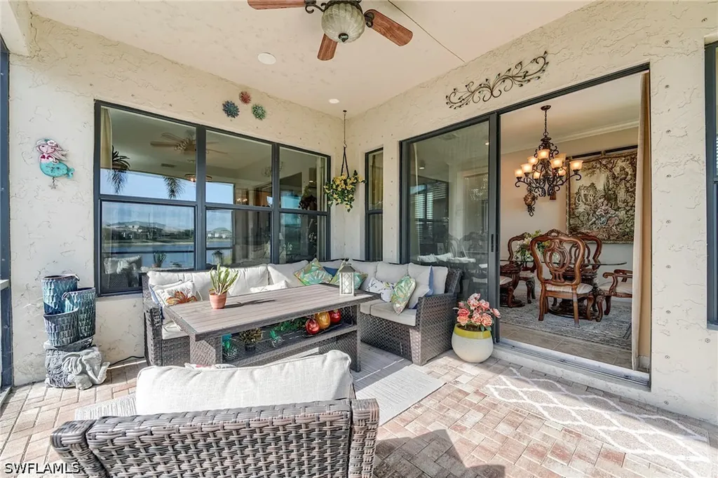 9263 Glenforest Drive Naples FL 34120