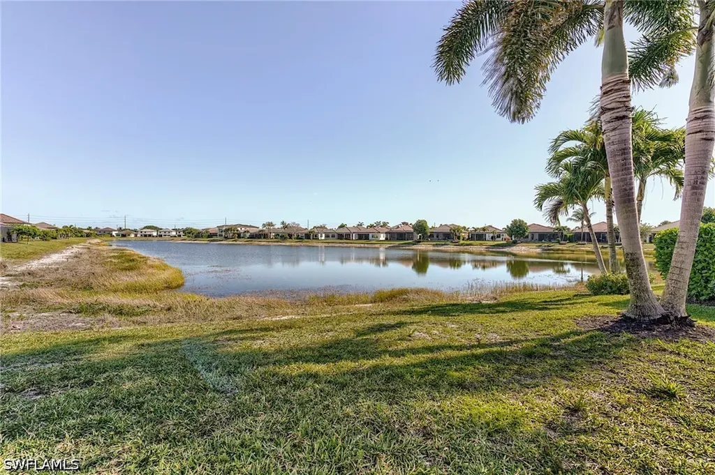 9263 Glenforest Drive Naples FL 34120