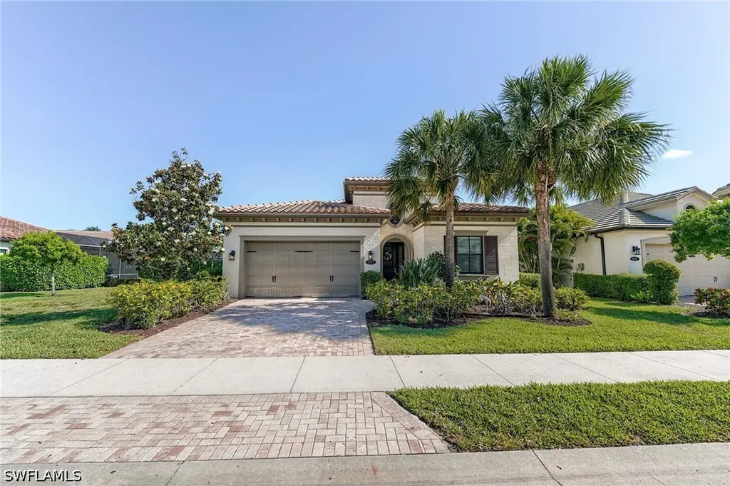 9263 Glenforest Drive Naples FL 34120