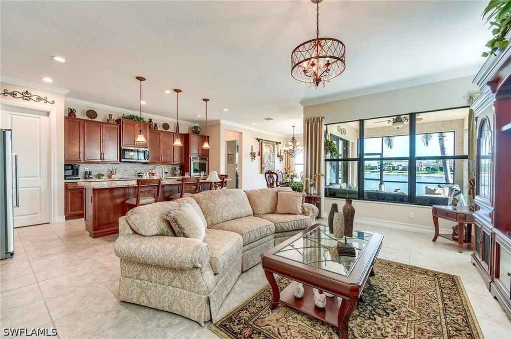 9263 Glenforest Drive Naples FL 34120