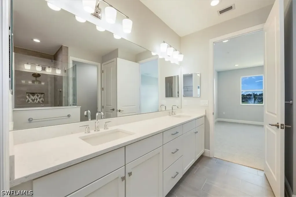 2633 Seychelles Circle Naples FL 34112