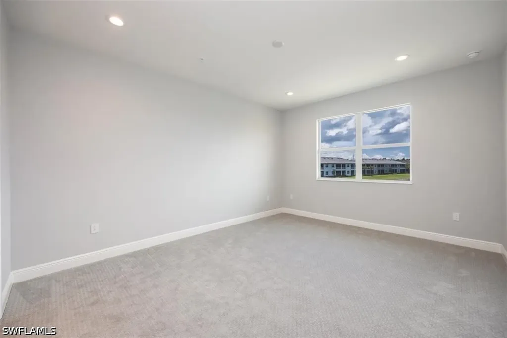 2633 Seychelles Circle Naples FL 34112