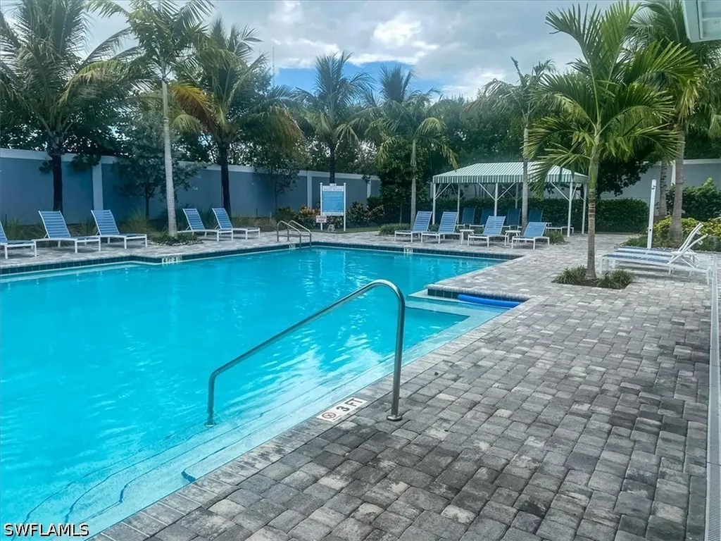 2633 Seychelles Circle Naples FL 34112