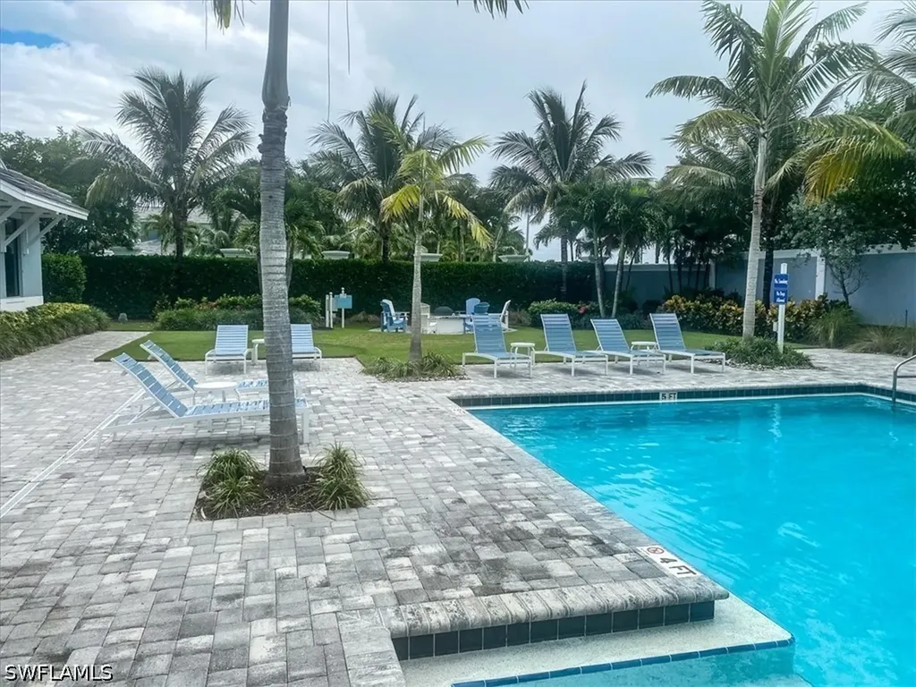 2633 Seychelles Circle Naples FL 34112