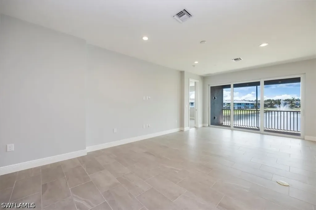 2633 Seychelles Circle Naples FL 34112